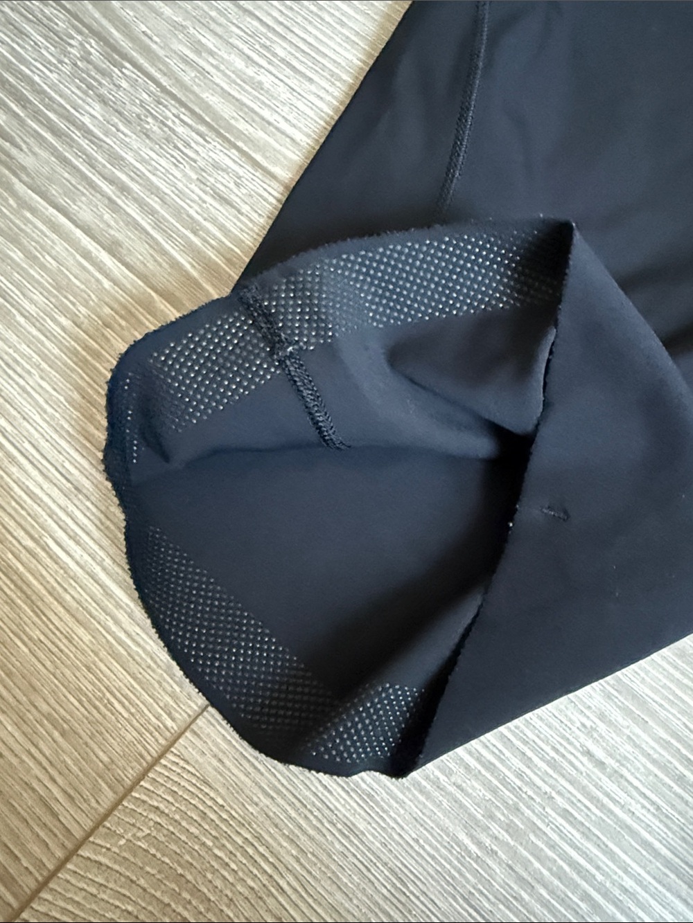 Lululemon Base Pace 8” Bike Shorts - Picture 4 of 7